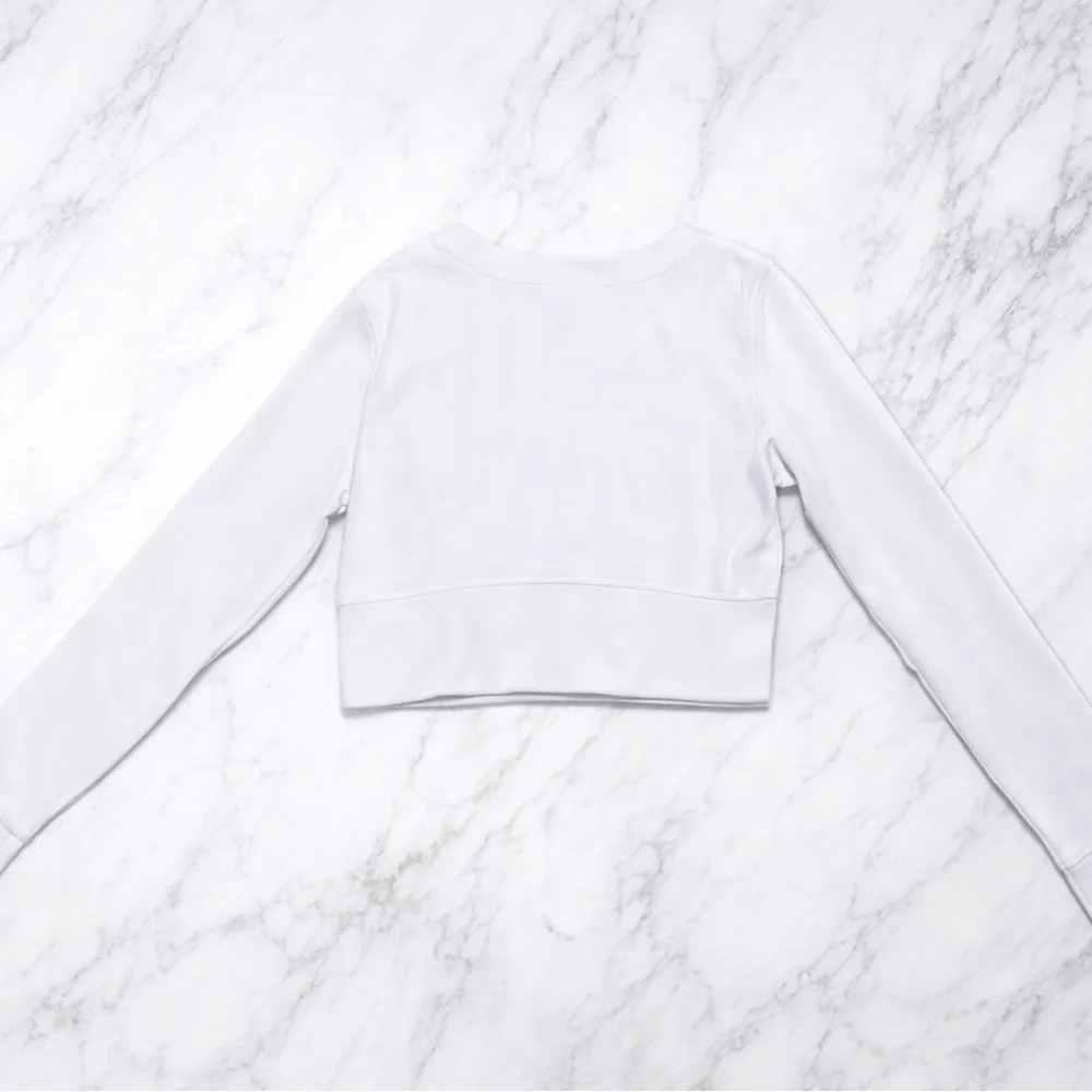 Move theology White Crew Neck Crop top - Picture 3 of 4